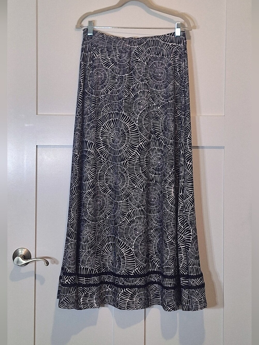 Robert Louis Maxi Skirt Navy White Print Elastic Waistband  Size Large